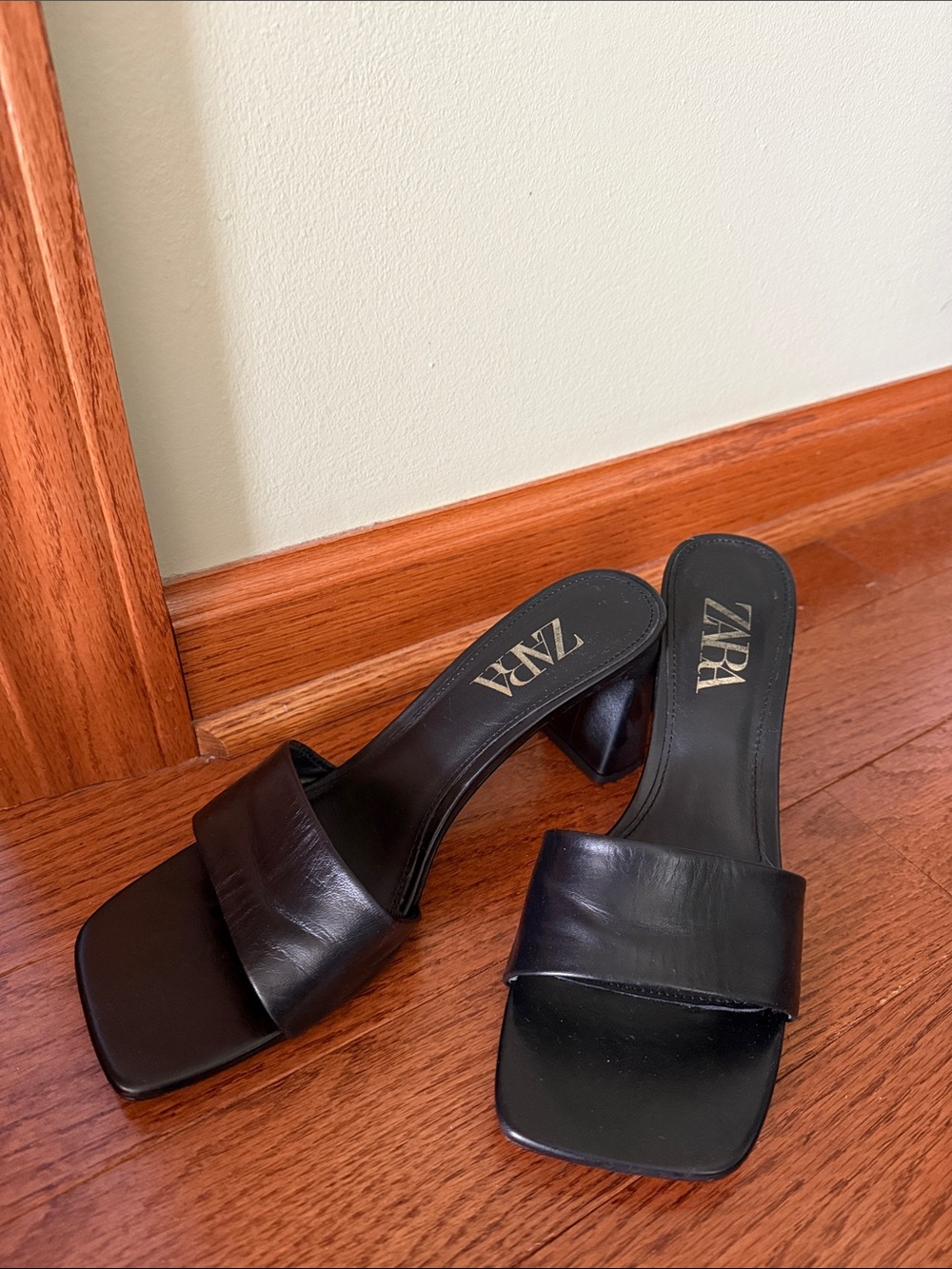 Zara Black Square-Toe Leather Mule Heels
